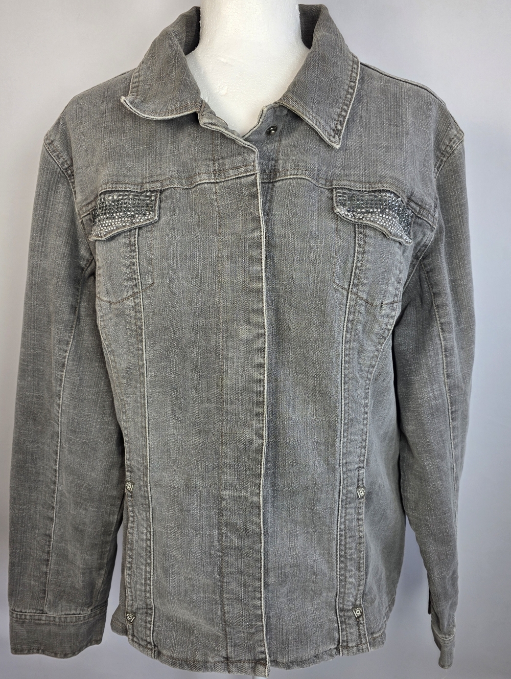 Chico’s Platinum Gray Denim Jacket Rhinestone Embellished Stretch Size 3 Large X